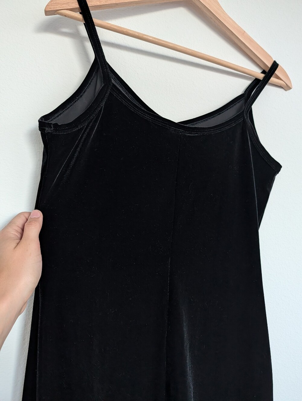 Status Collection Vintage Velvet Mini Dress - Picture 5 of 7